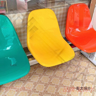 ƴɫ�����R�r̫�������̈�����܇�N��������������λ�L�����β�ɫ