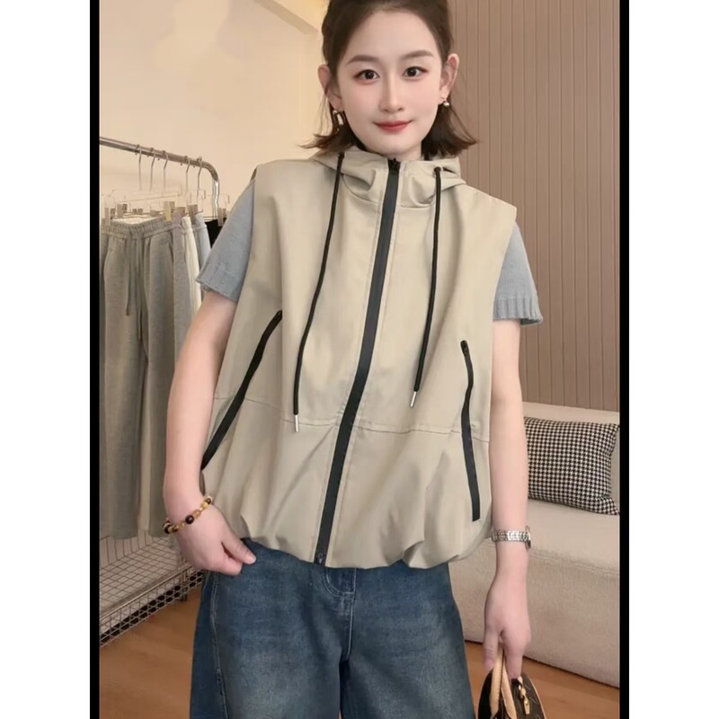 洋気の流行の帽子の突撃服の馬甲の女性2025春の新型の洋気のレジャーの馬のベストの肩を挟んで外に乗ります。|undefined