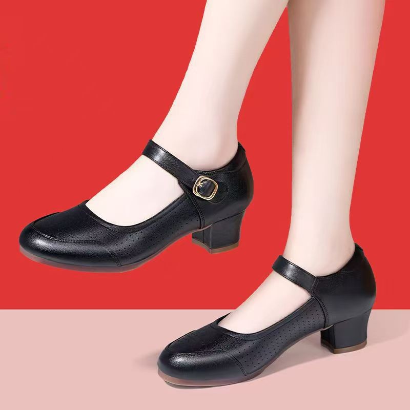 2026 primavera y verano nuevos zapatos de baile blancos de tacón alto zapatos de baile cuadrados suaves zapatos de baile de baile de camaradería zapatos de madre de tacón bajo