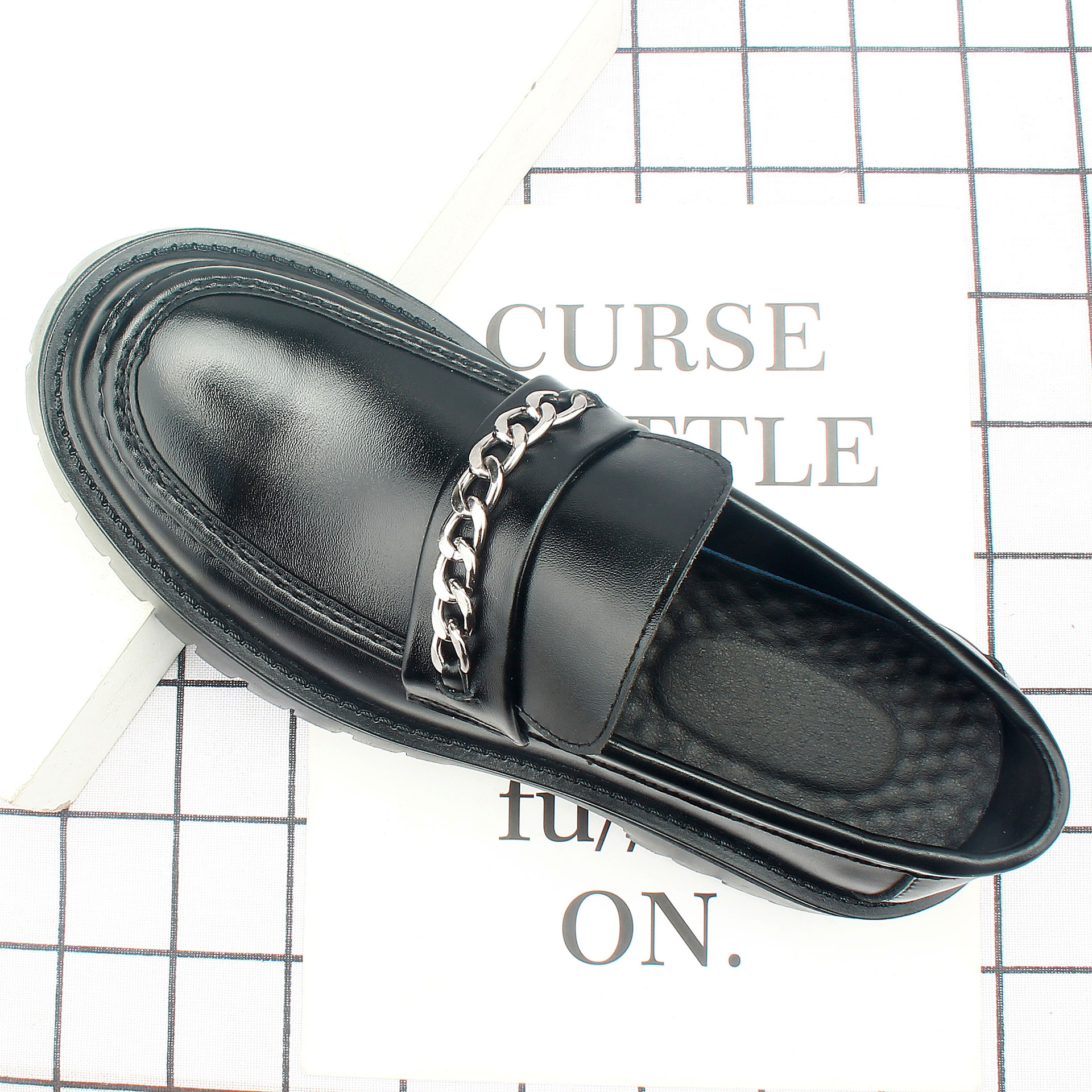 ������װƤЬ��2022�¿�����ƤЬӢ�׷���Ƥ������г�Ь821