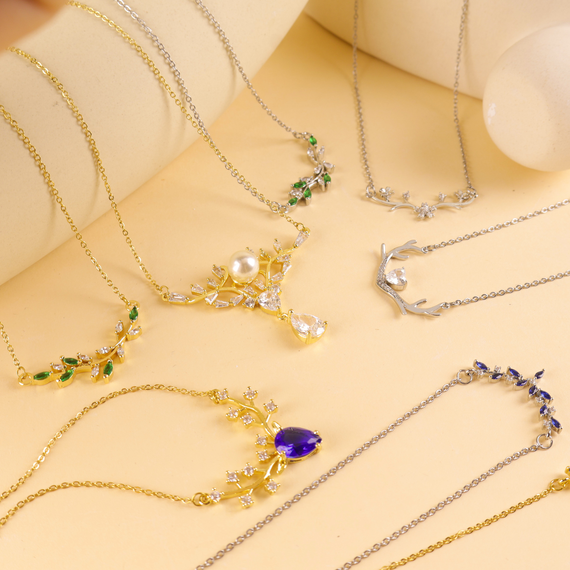 Pendant Necklace Classification Titanium Steel Copper Cable Chain Antlers Pendant Necklace