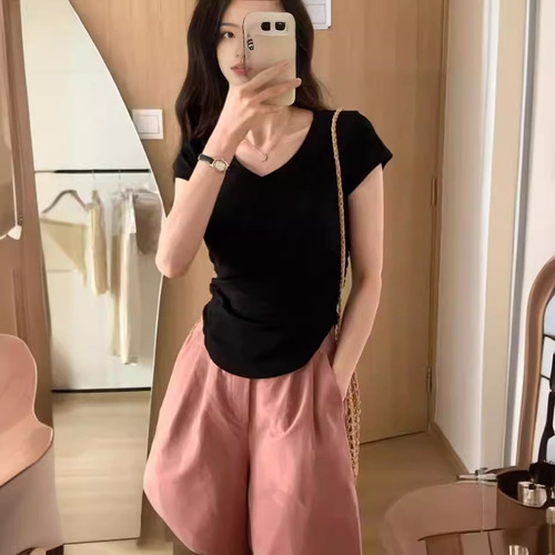 2025 Summer Spicy Girl Asymmetrical V-Neck Pure Desire Style Base Short-Sleeve T-Shirt Design Sensory Slimming High-Waisted Short Top