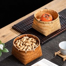 ��Ȼ�ֹ���С�t�ӷ��׈A����@����ʳ�c���ռ{����Ï͹�С�@��
