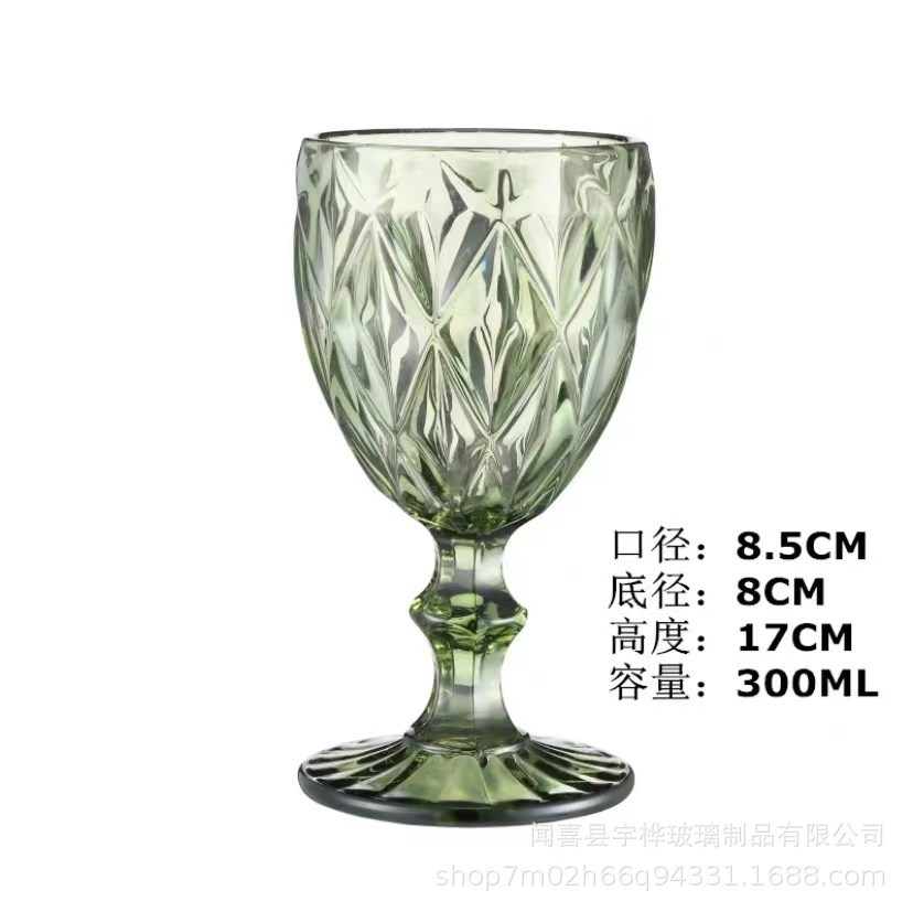Suministro directo de fábrica de estilo europeo en relieve de vidrio de color copa de vino engrosada copa retro transfronterizo taza media conjunto de vino