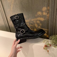 牛革版 ~ ブドウのお母さんの同じタイプの流行の双ボタンは水を洗って皮の復古の丸い頭の太さとショートブーツのマーティンの靴の女性を洗います。