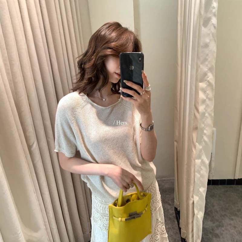 Hers a Spoonful of Sweetness Simple and Versatile Slimming and Youthful Short-Sleeve Knitted T-Shirt for Women Spring/Summer Casual Versatile Top Hers a Spoonful of Sweetness Simple and Versatile Slimming and Youthful Short-Sleeve Knitted T-Shirt for Women Spring/Summer Casual Versatile Top