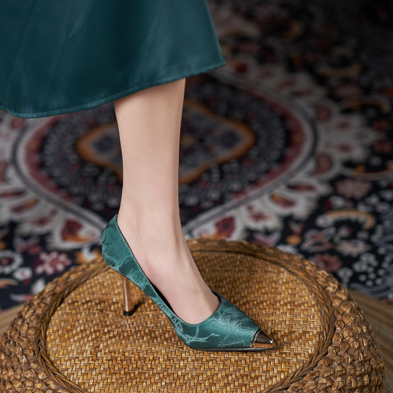 Autumn 2022 New Pointed Stiletto Heel Large Size Fashionable All-match Sexy Women's Single-layer Shoes Shallow Mouth Plus Fat Widening