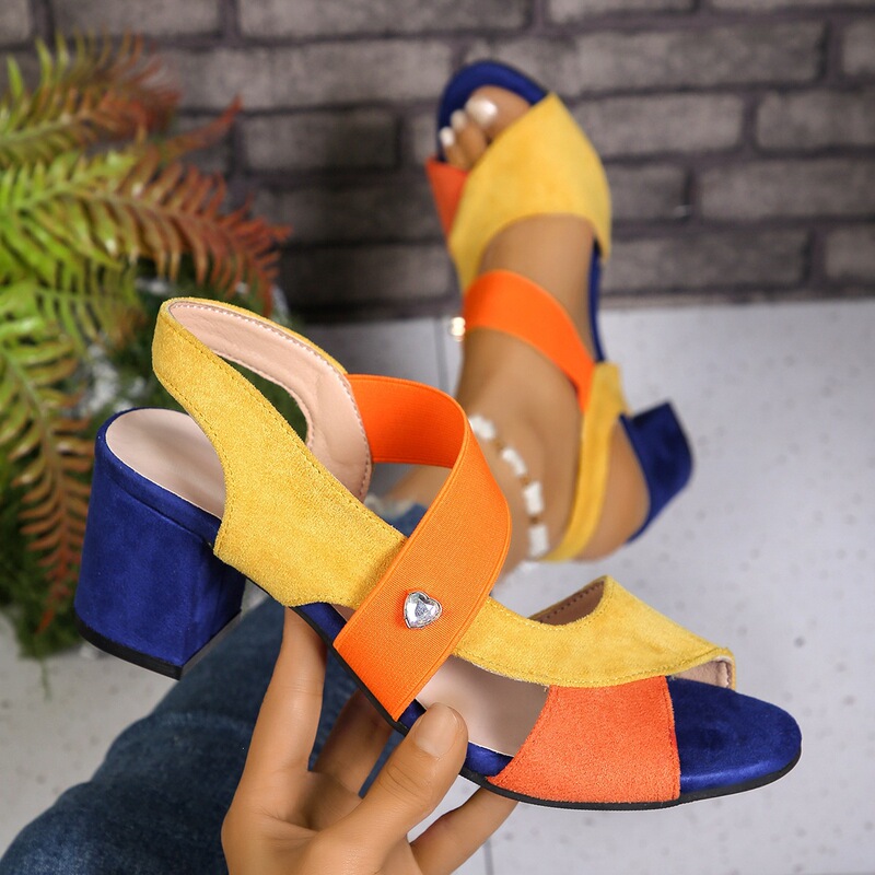 Source Factory Cross-Border Wholesale Large Size Women's Sandals, Peep-Toe European and American Fairy Style Fashion Mid-Heel Women's Shoes Size 43 Large Size