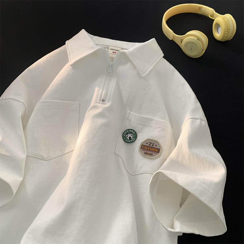 Camisa de polo de solapa con media cremallera marca de moda de verano para hombres Camiseta de manga corta ins moda Suelta todo fósforo estilo Hong Kong ropa de trabajo superior