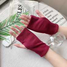 �n���ָ������Ůͯ�p�Ӷ̿�¶ָ�W�������k����ůС���׶�