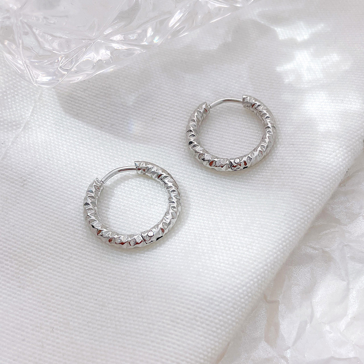 Daily, Shopping Occasion Titanium Steel Material Geometric Pattern 1 Pair Simple Style Geometric Plating Titanium Steel Earrings