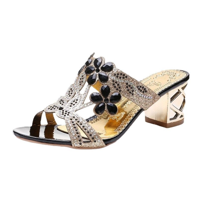 Pantofole donna con tacco a blocco e punta aperta eleganti_voghion.com