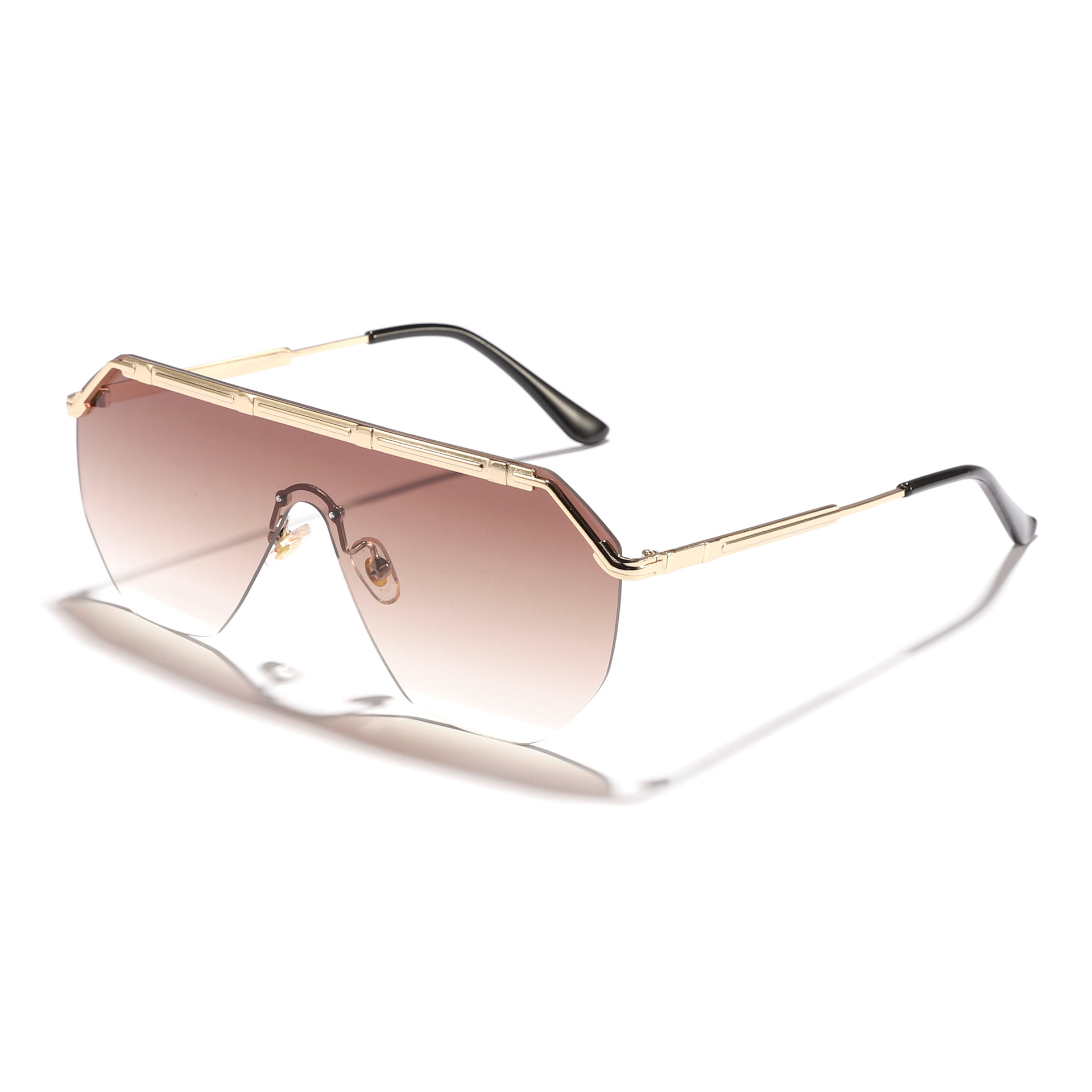 Nuevas gafas de sol de moda de una pieza de medio marco de metal transfronterizas para mujer, gafas de sol de tiro callejero de lujo ligero europeo y americano Sunglasses