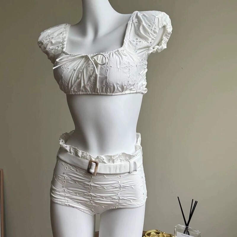 [Roman Holiday] White Lace Pure Desire High-Quality Split Swimsuit Vacation Hot Spring Beach Bikini for Women