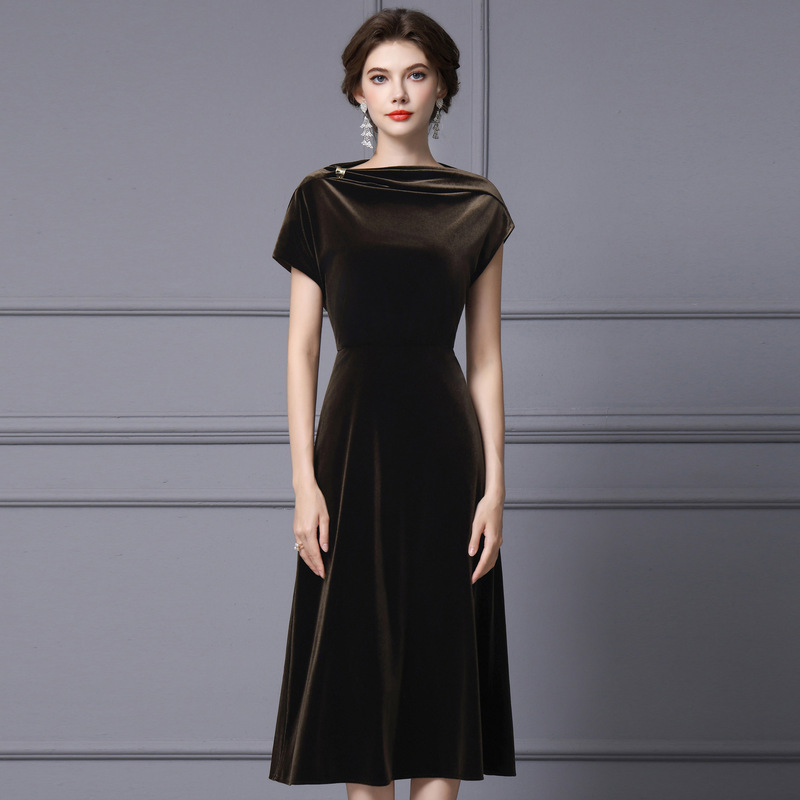 Zhili Formal Occasion Elegant Dress for Women 2026 New Style High-End Velvet Off-The-Shoulder Waist-Cinching A-Line Dress