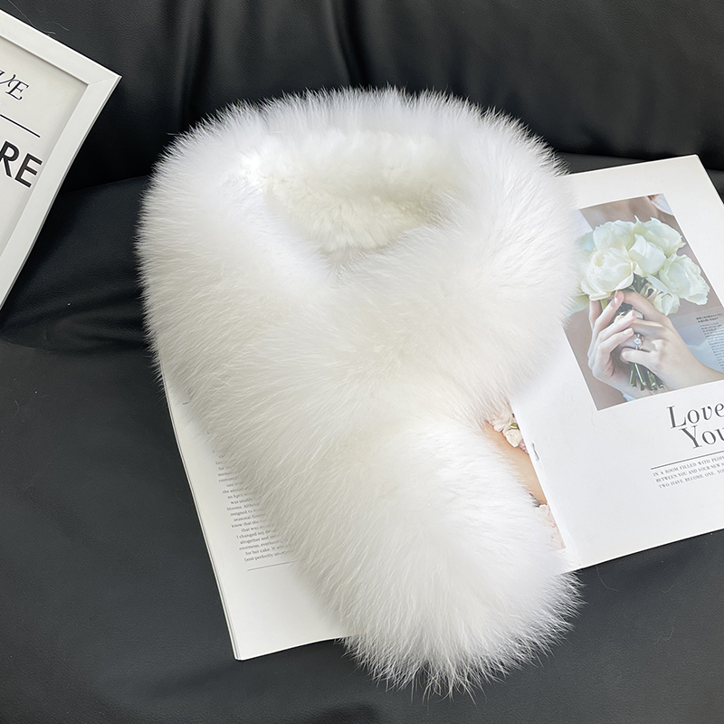 White (clip style double-sided hair)