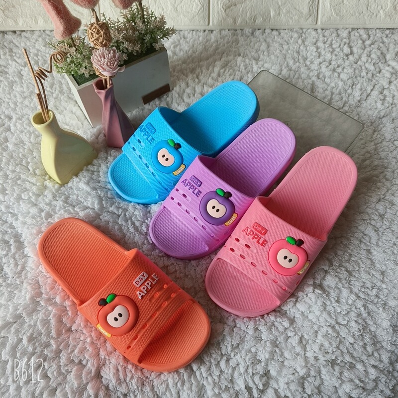 2026 New Summer Home Slippers, Cheap Slippers for Street Stalls, Comfortable and Wear-Resistant