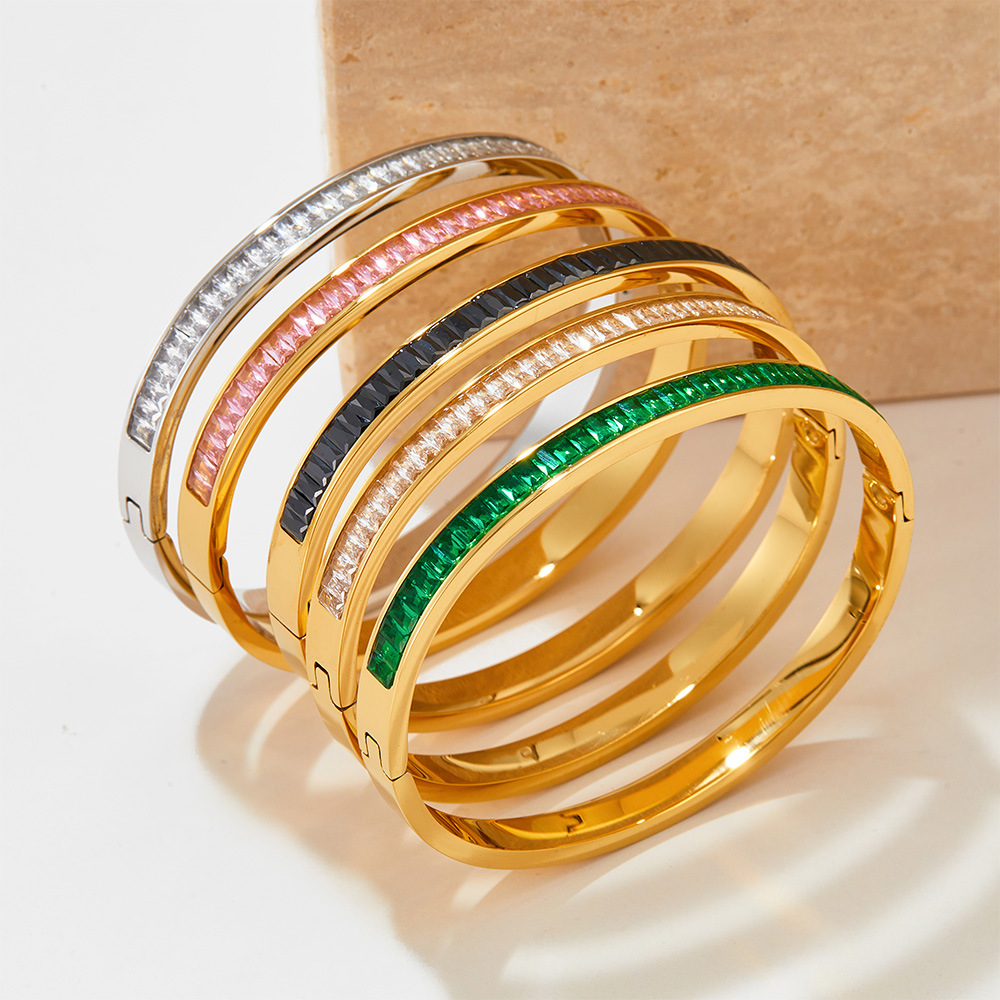26g Weight Vacuum Plating Gold Plating Process 16K Gold Plated, White Gold Plated, Gold Plated Plating Material Elegant Geometric 304 Stainless Steel 16K Gold Plated White Gold Plated Gold Plated Zircon Bangle In Bulk