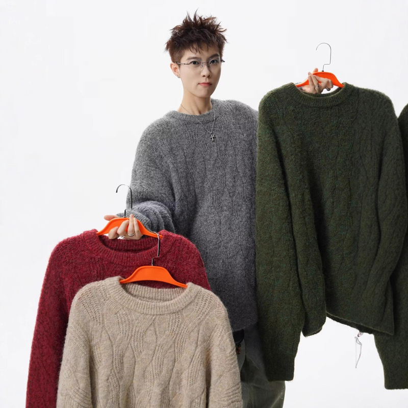 Manufacturer's Heavy Thickened Mohair Solid Color Crew Neck Sweater for Men, Autumn and Winter Style, Cable Texture Knit Sweater, Retro Loose Fit Manufacturer's Heavy Thickened Mohair Solid Color Crew Neck Sweater for Men, Autumn and Winter Style, Cable Texture Knit Sweater, Retro Loose Fit