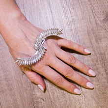 跨境潮流树叶手镯女轻奢小众设计感水钻手掌手镯欧美新娘婚纱手饰