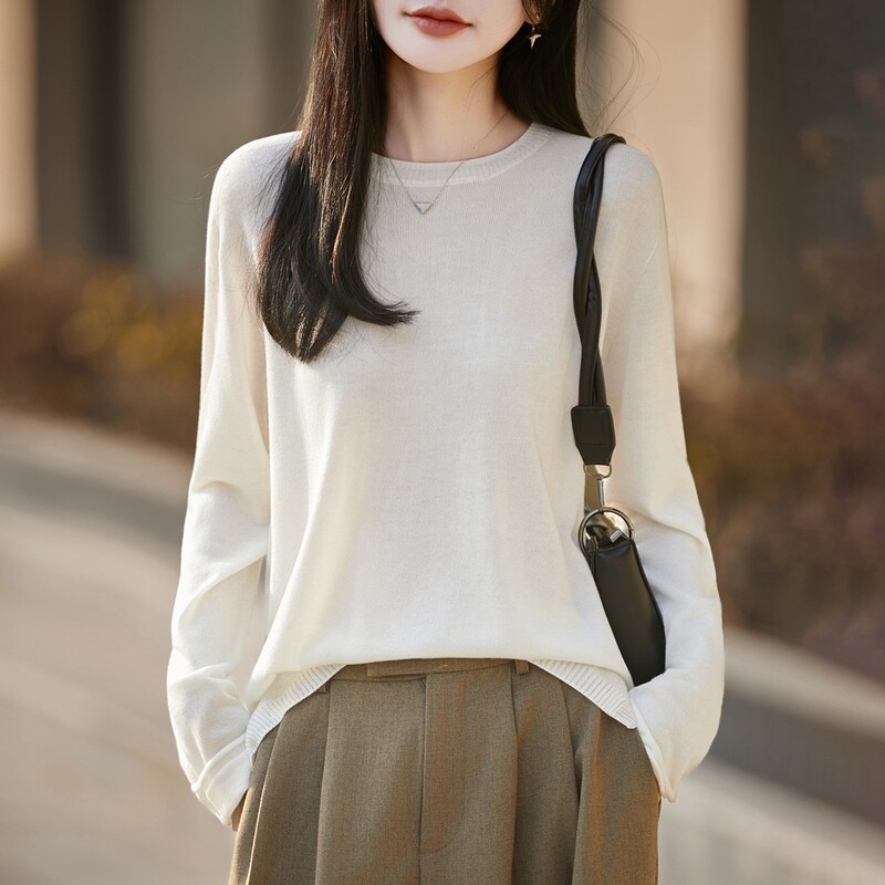 Minimalist Style Round Neck Fine Knit Sweater for Women, Loose Fit, Slimming, Versatile Pullover, Thin Base Layer Sweater, Yellow