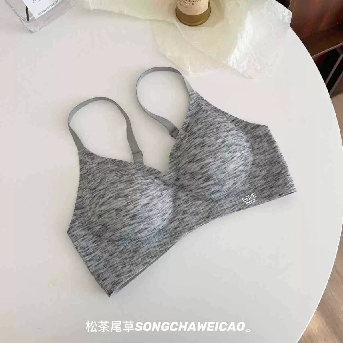 Push up bra, comfortable wireless bra, supporting sports bra