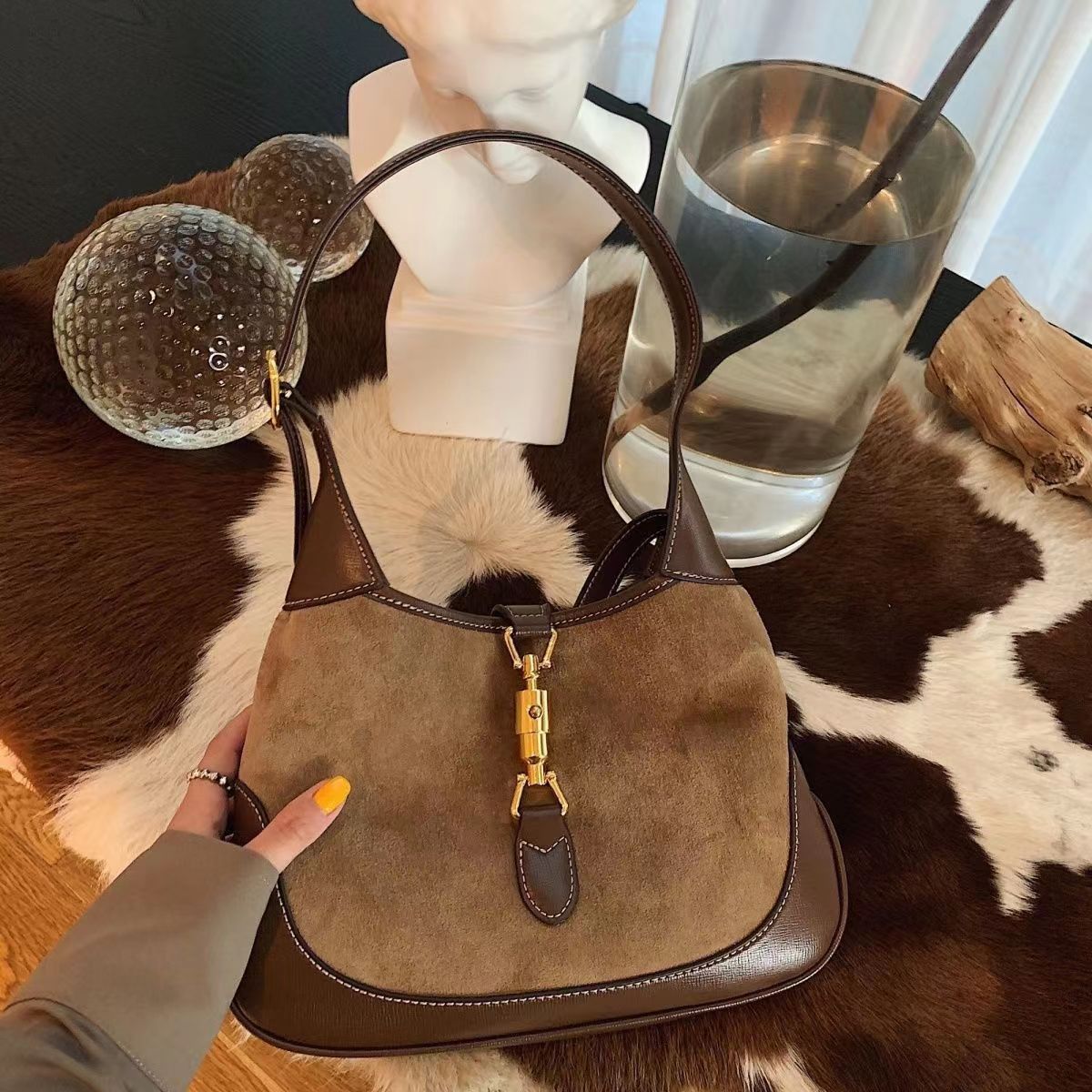 Borsa a tracolla per donna Borsa da ascella in pelle scamosciata color block retrò opaca PU2023 Borsa da sella portatile autunno e inverno di nuova moda_voghion.com