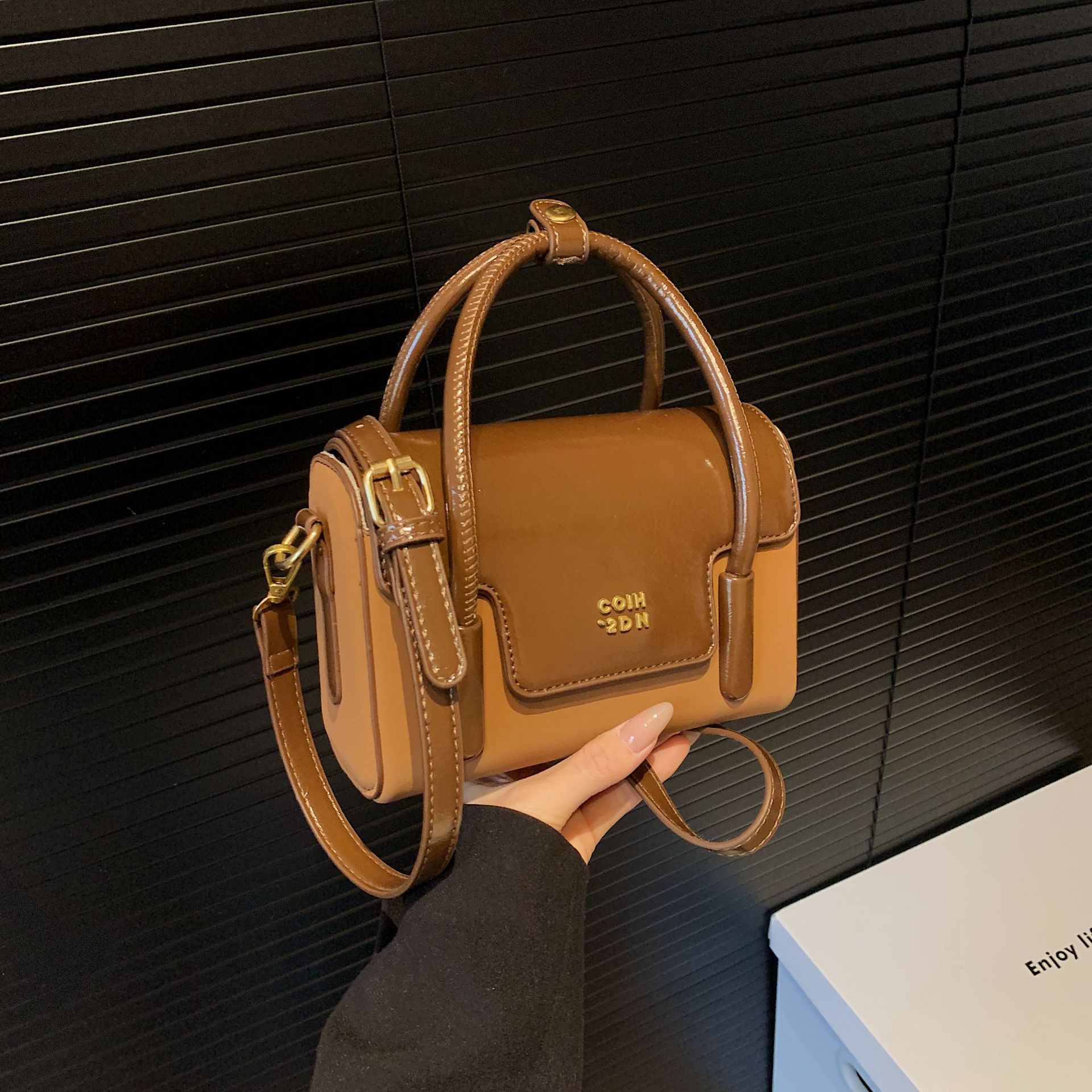 Nanfeng Chio2nd simple bolso cuadrado versátil retrógrado empalme mochila mate coreano hombro simple