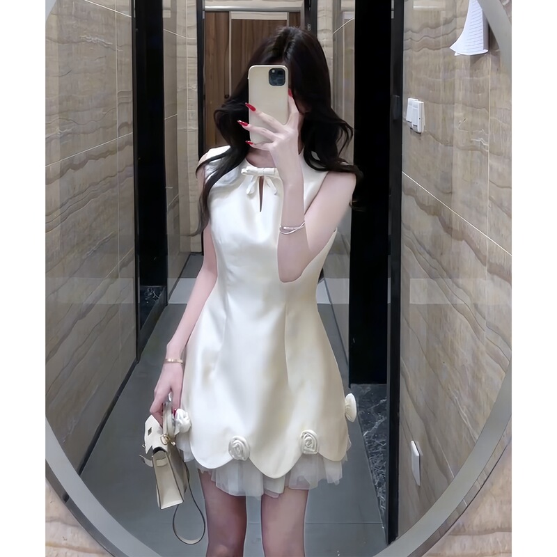 Elegant Solid Color Bowknot Mesh Patchwork 3D Floral Dress for Women, Summer High-End Waist-Cinching Short Dress with a Refined Vibe