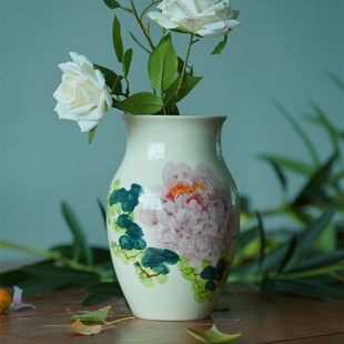 Jingde Handmade Ceramic Vase Living Room Home Flower Arrangement Decorative Porcelain Hand-Painted Peony Flower Green Plant Vase Ornaments
