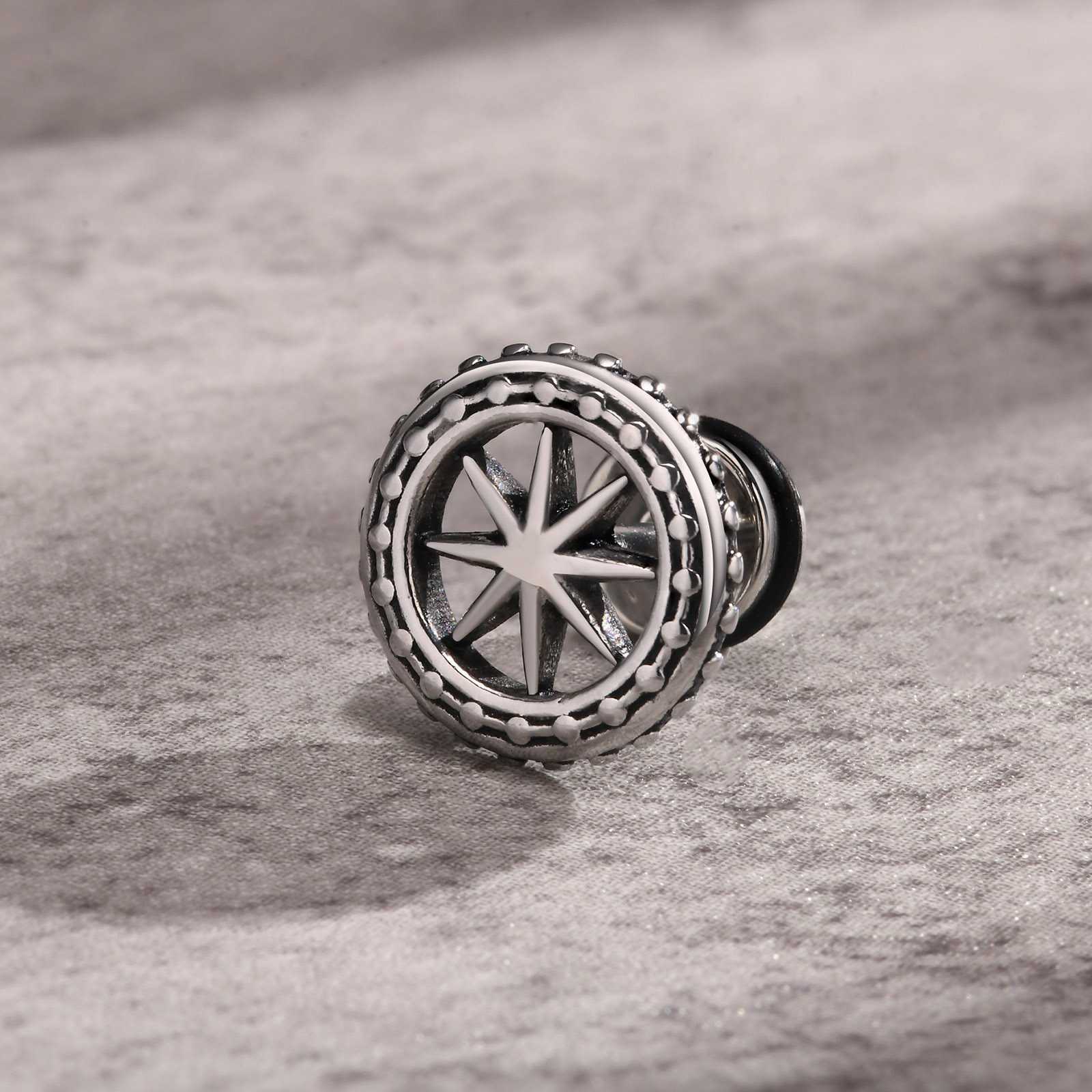 Minimalist Men's Stud Earrings In Stainless Steel For Daily Wear_voghion.com