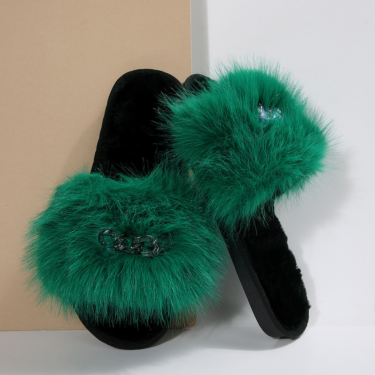 Comercio exterior transfronterizo amazon mujer dedo abierto engrosado zapatillas cómodas zapatillas suaves zapatillas de pelo de tamaño grande