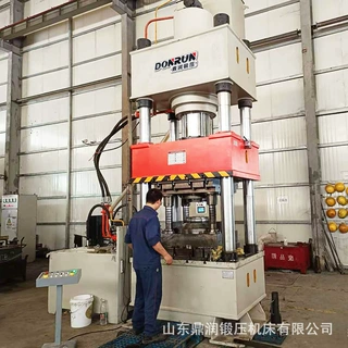 鼎润500T汽车配件成型液压机 500吨传动齿轮冷挤压四柱伺服油压机