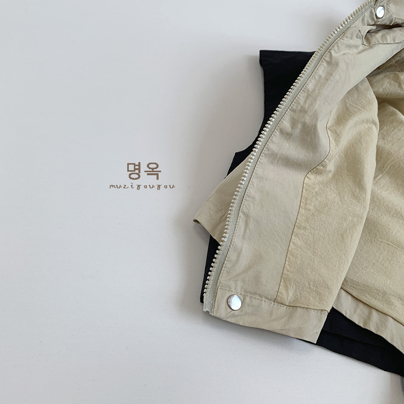 Chaleco con capucha para niños 2025 otoño nuevo estilo ropa casual para niños chaqueta hombres y mujeres chaleco de bebé ropa para niños al por mayor