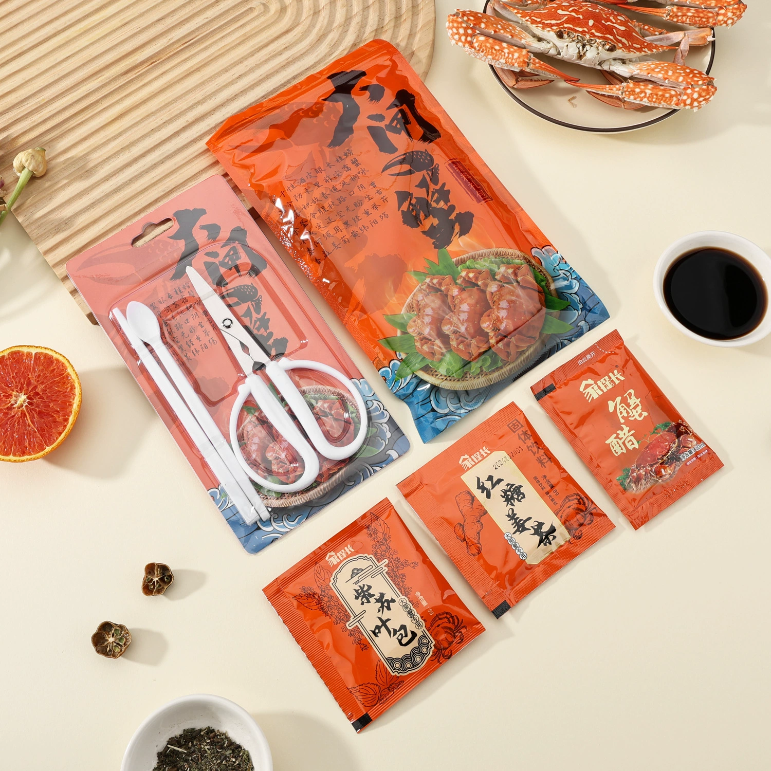 Пятно волосатые крабы едят крабы одноразовые пластиковые ножницы