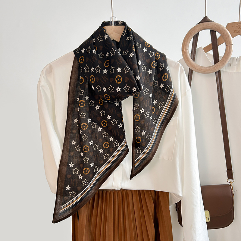 Bufanda paralela con estampado de estrellas de flores de nicho retro
