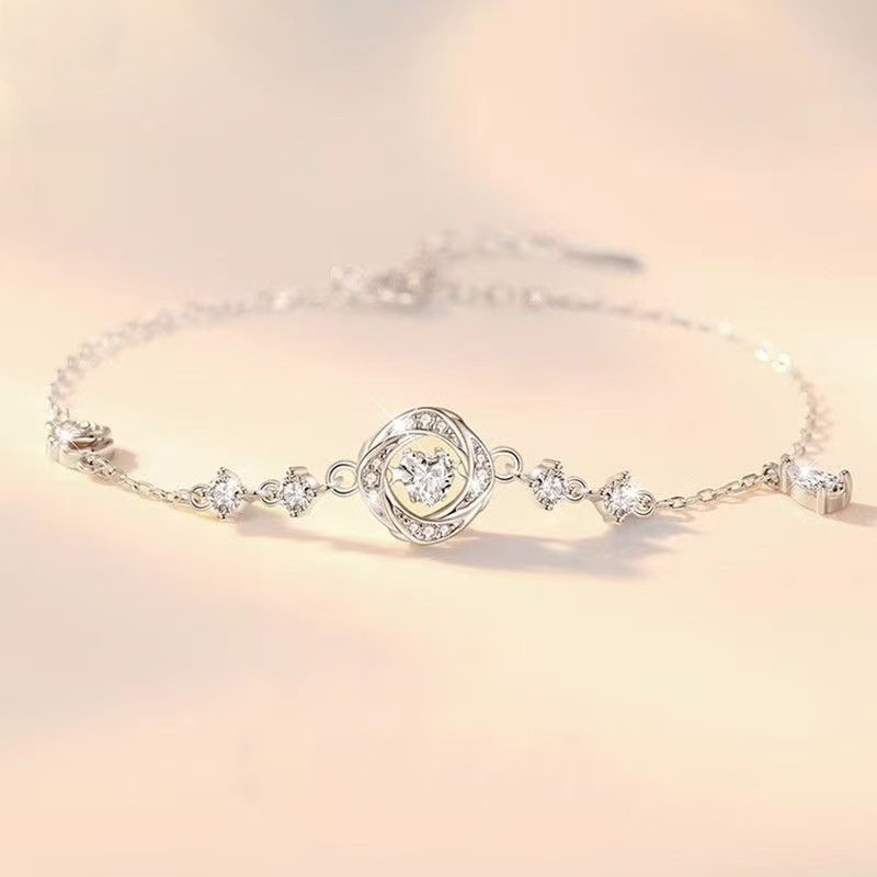 Love Mobius Bracelet Women's Light Luxury Sweet Temperament Three Seconds Heartbeat Rose Flower Bracelet Gift for Best Friend