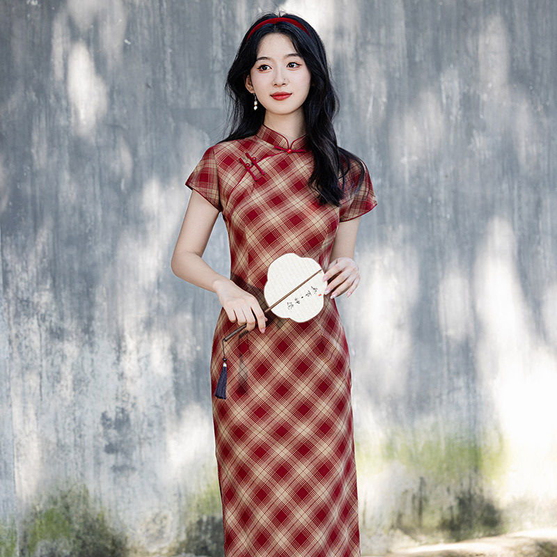 Modern Chinese Style Long Gown Improved Cheongsam with Grid Pattern, 2025 New Arrival for Young Women, Retro Literary Republican Era Style Summer Dress