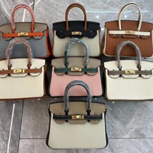 �W��վ��ƤŮ��ײɫ�K�����֦�y�^��ţƤ��������s�μ�б�����