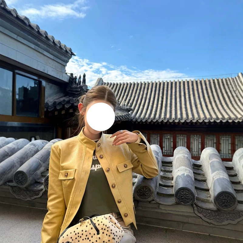 Good morning, Fan Fan! Time zone chic – ditch the ordinary look! ! Stand-up collar, fitted, slim-fit leather jacket Good morning, Fan Fan! Time zone chic – ditch the ordinary look! ! Stand-up collar, fitted, slim-fit leather jacket