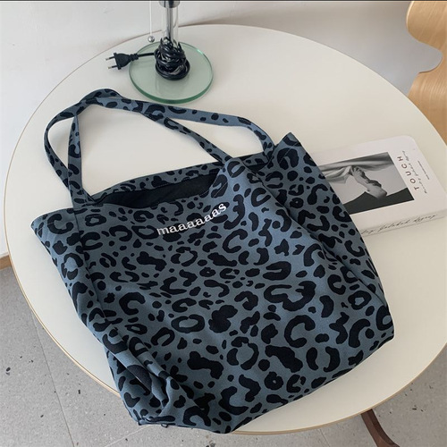 Bags for women Korean style autumn and winter new leopard print letter print bucket bag large capacity tote bag versatile retro trend