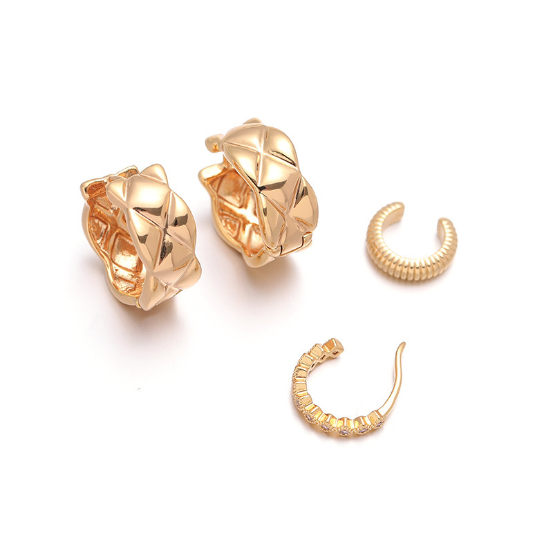 Europa, América, Francia, estilo refinado de alto nivel, tacos de orejas de cuadrícula de diamante elegantes, clips de hueso de orejas de viento de puerto, simplicidad, orejas de estilo de viaje universal.