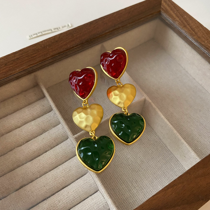 Retro Heart Shape Copper Plating Resin Earrings 1 Pair