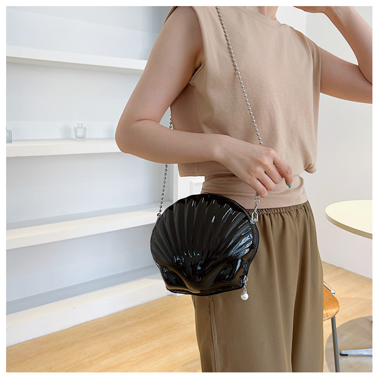 Women's Medium Pu Leather Gradient Color Solid Color Elegant Streetwear Sequins Zipper Crossbody Bag display picture 15