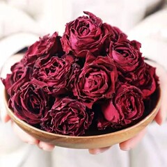 ダークレッドローズ厳選ローズティー、大輪の花冠ローズドライ美容茶、水に浸して飲むローズメーカー