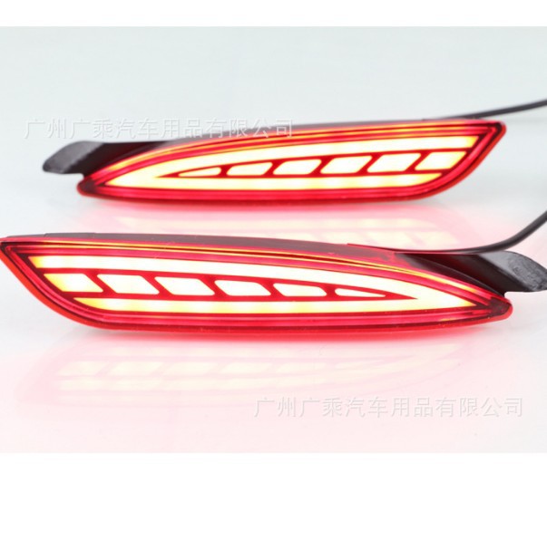 Adecuado para la luz de parachoques trasero Mazda Atz 2020 oncorsela luz de freno CX-5 Luz de parachoques trasero image 1