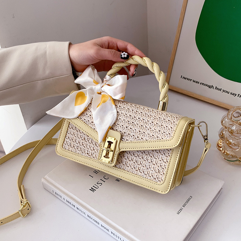 Neue Sommer-Strohtasche, Seidenschal mit Schleife, One-Shoulder-Crossbody, gedrehte Handtasche, Verschlussschnalle, kleine frisch gewebte Tasche_voghion.com