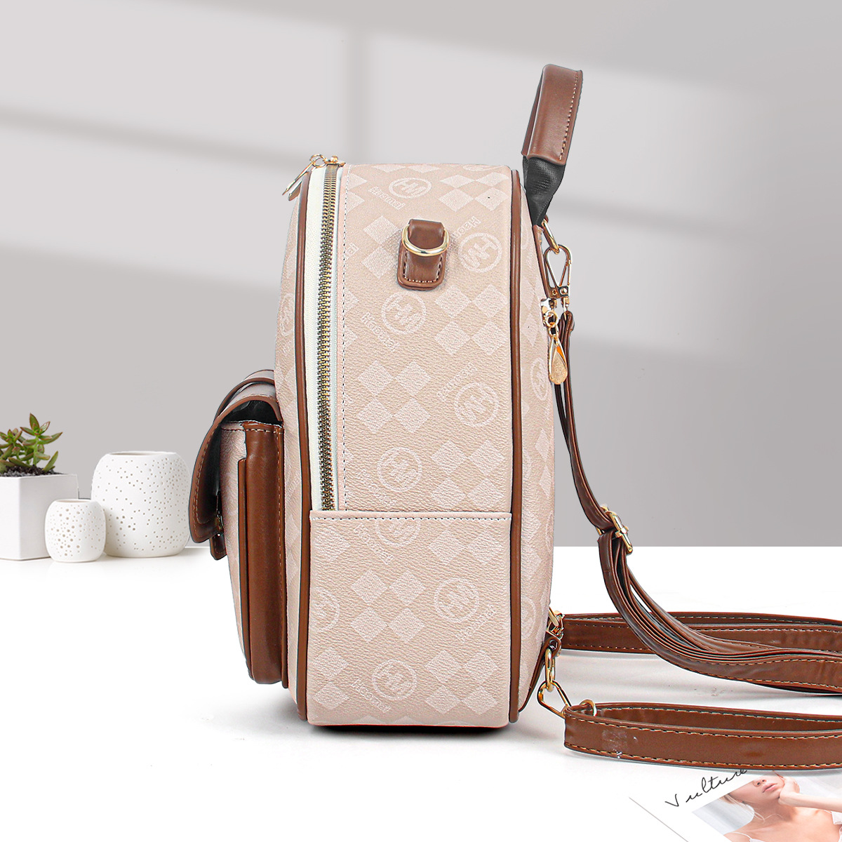 Rucksack Damentasche Feste Form Rucksack im koreanischen Stil Bedruckter Damen-Reiserucksack Große Kapazität Schultasche_voghion.com