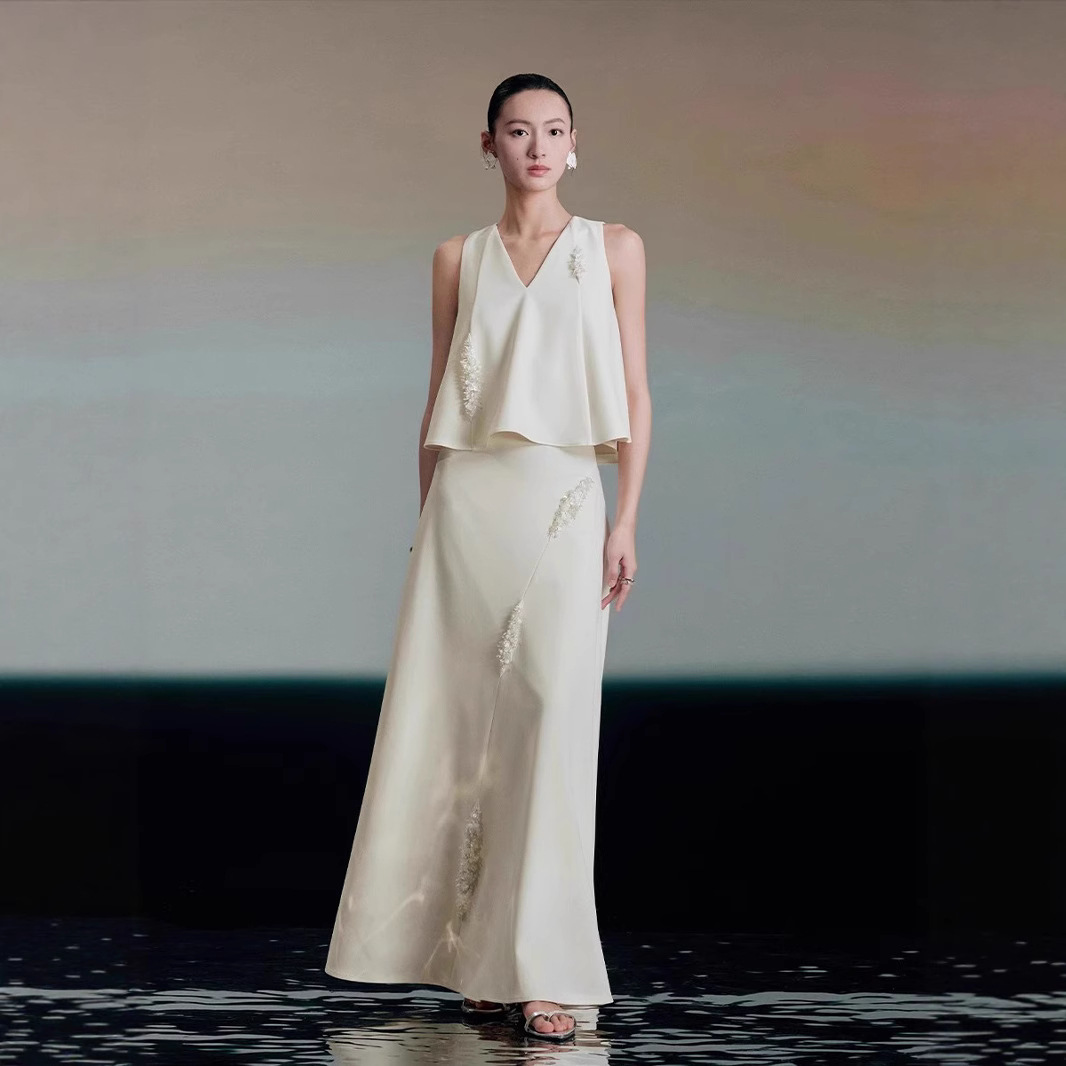 【PR同款手工钉珠】白色套装上衣半身裙法式轻奢立体高级万织服饰