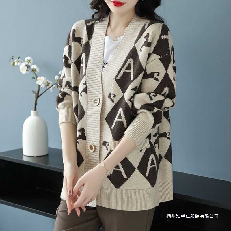 Autumn/Winter 2026 new collection: plus-size knitted cardigan for women, Korean style, loose fit, versatile sweater coat